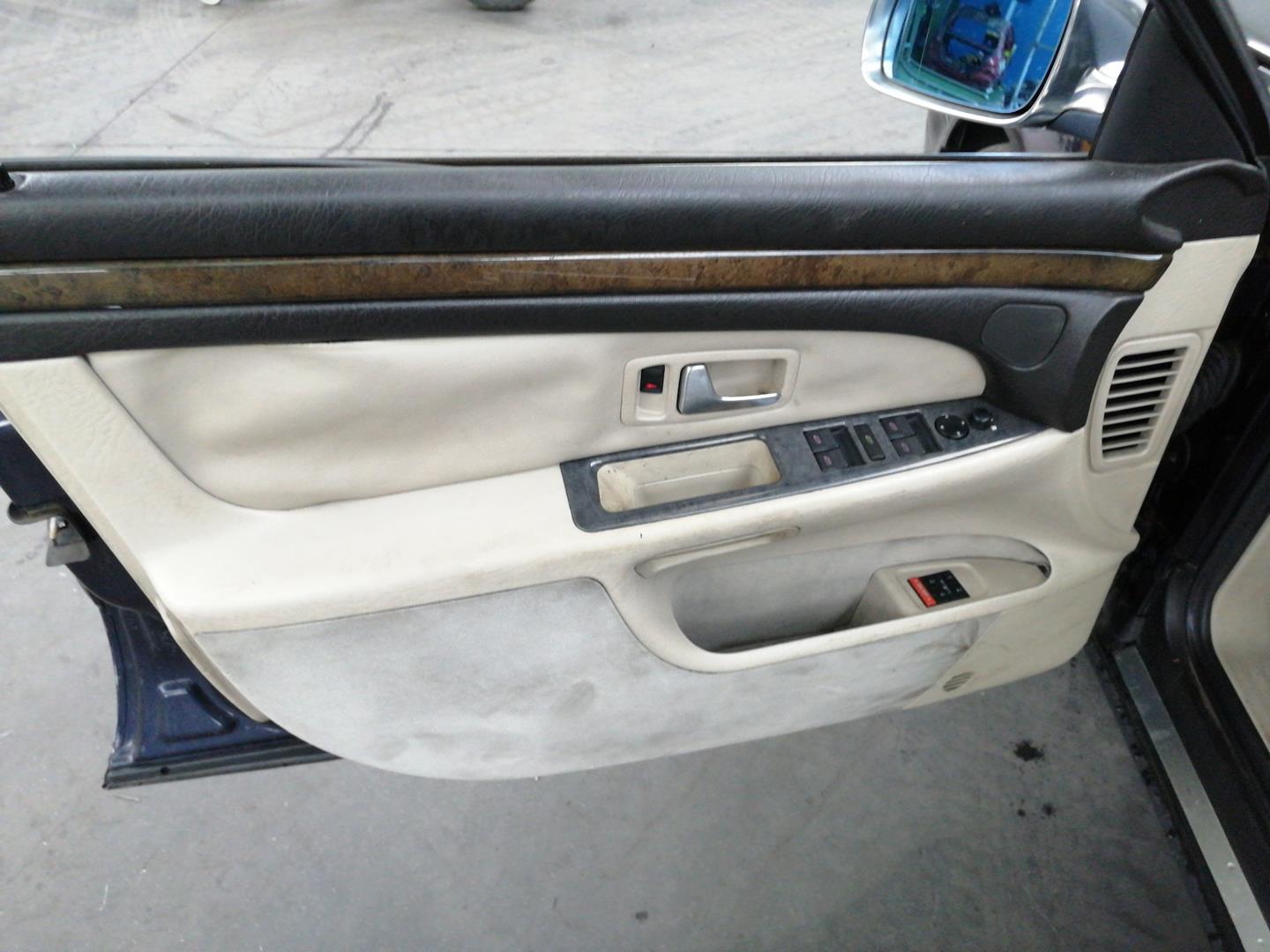 AUDI A8 D2/4D (1994-2002) Rear Right Seatbelt 4D0857806B, CONPRETENSOR, 4PUERTAS 24190067
