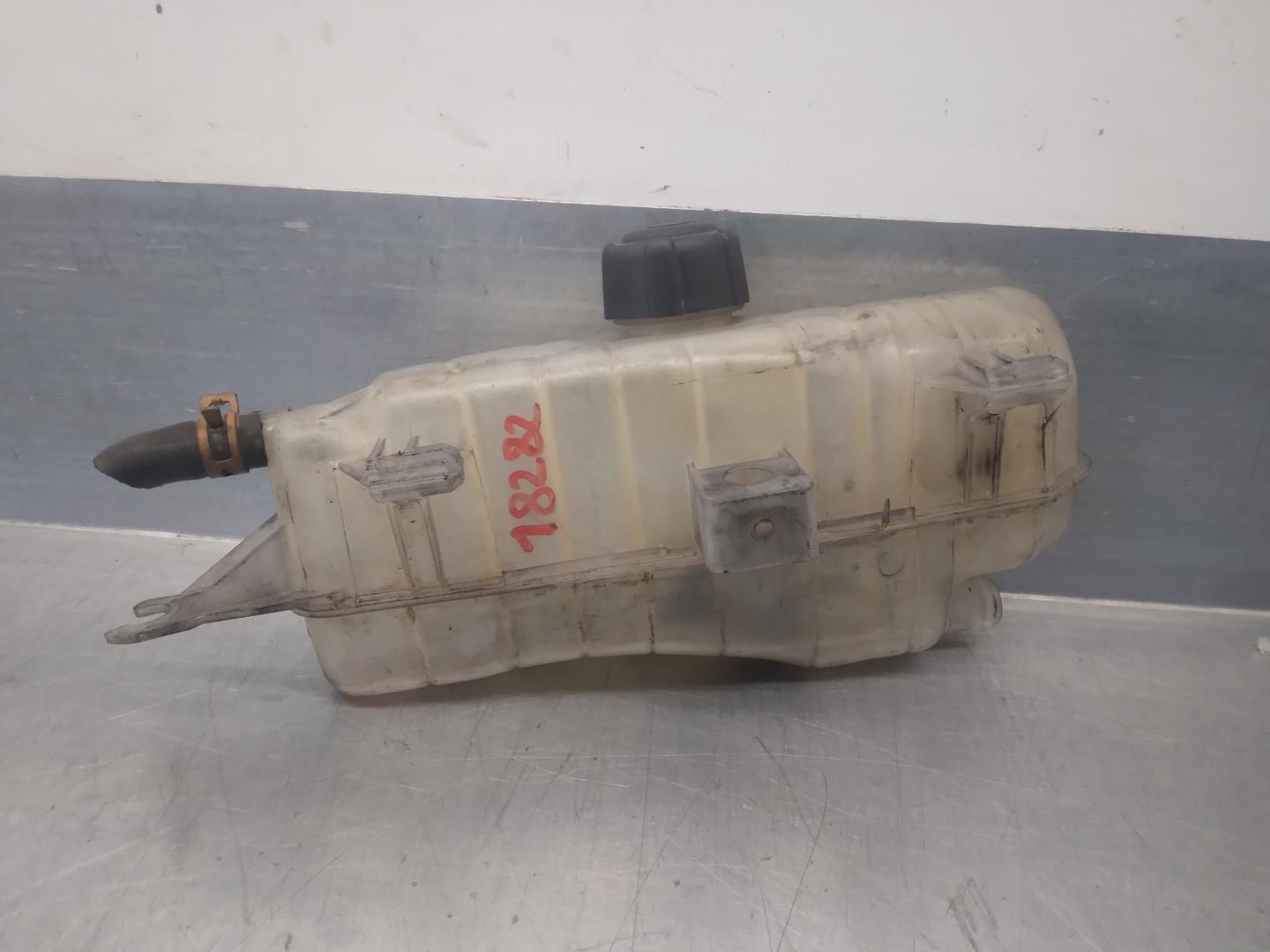 RENAULT Clio 2 generation (1998-2013) Expansion Tank 7701477290 21719226