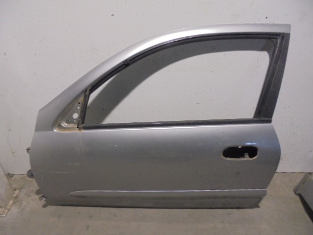 NISSAN Almera N16 (2000-2006) Venstre foran dør 801015M332, GRIS, 3PUERTAS 24124394