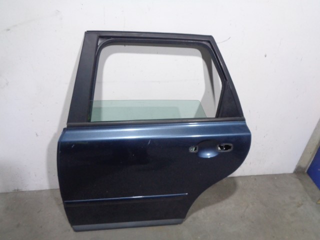 VOLVO V50 1 generation (2003-2012) Rear Left Door 31335469, AZUL, 5PUERTAS 19867715