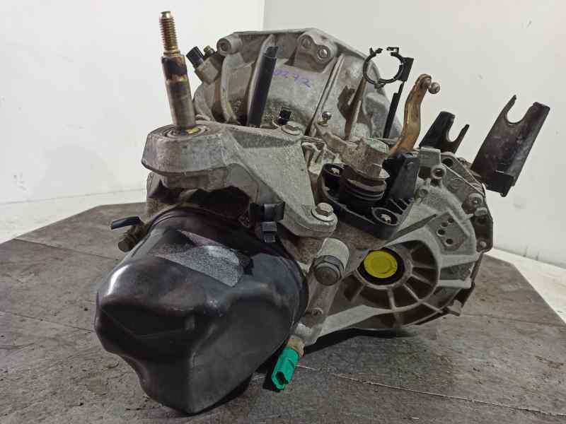 DODGE Note 1 generation (2005-2014) Gearbox +C381832 19722640