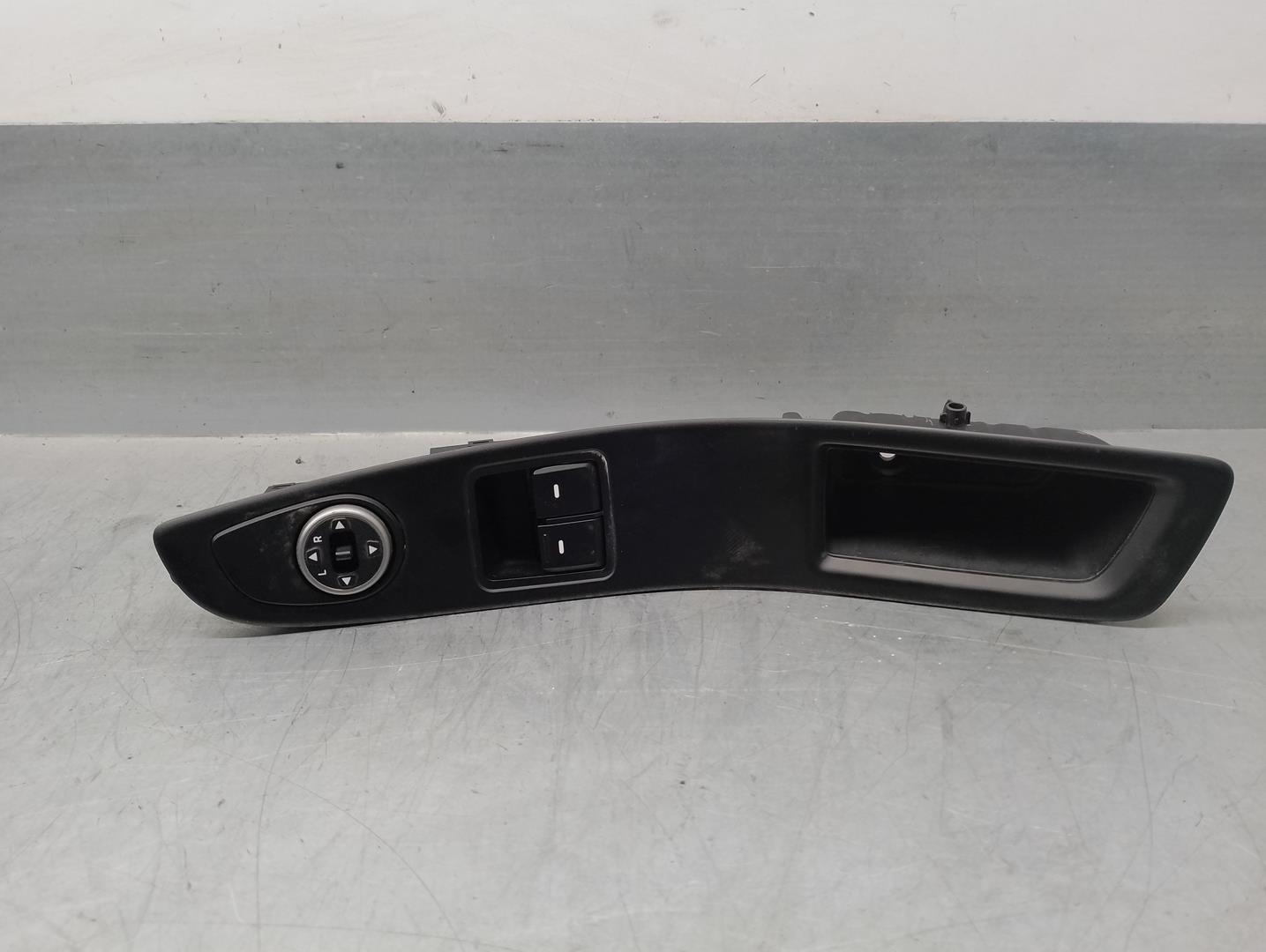 HYUNDAI i20 IB (2 generation) (2014-2020) Front Left Door Window Switch 93570C8041 24206659