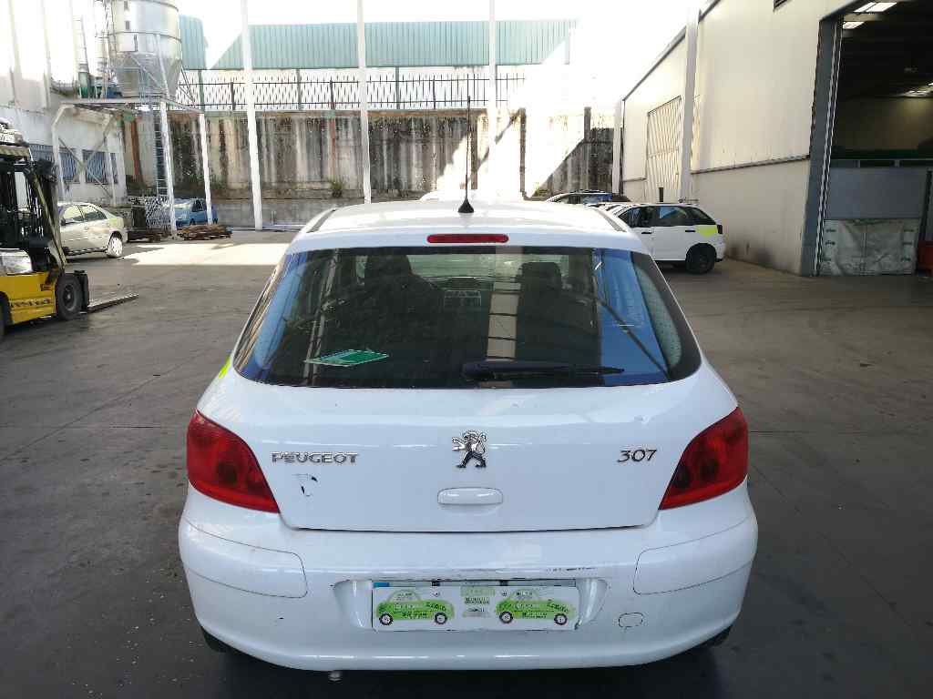 PEUGEOT 307 1 generation (2001-2008) Radiatora reste +DEFIBRACONCERRADURA 19746466