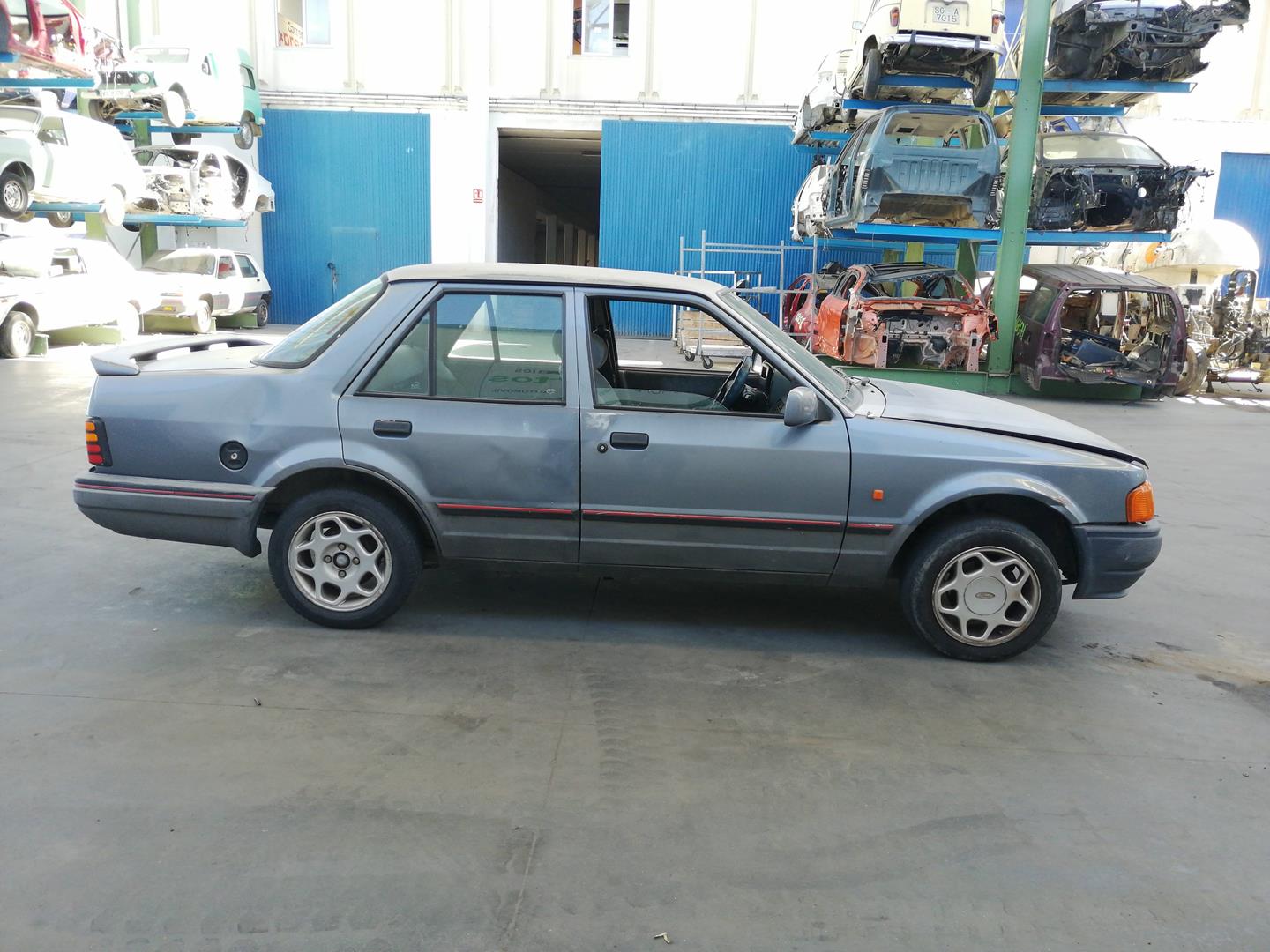 FORD Orion 2 generation (1986-1990) Generatorius R86AX10300AAA1, 1406044 24152243
