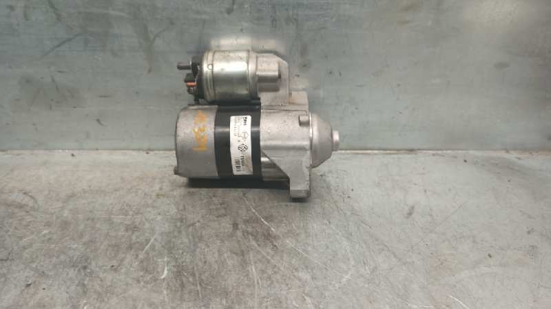 RENAULT Clio 2 generation (1998-2013) Starter Motor 8200369521F, TS8E6, VALEO 19719013