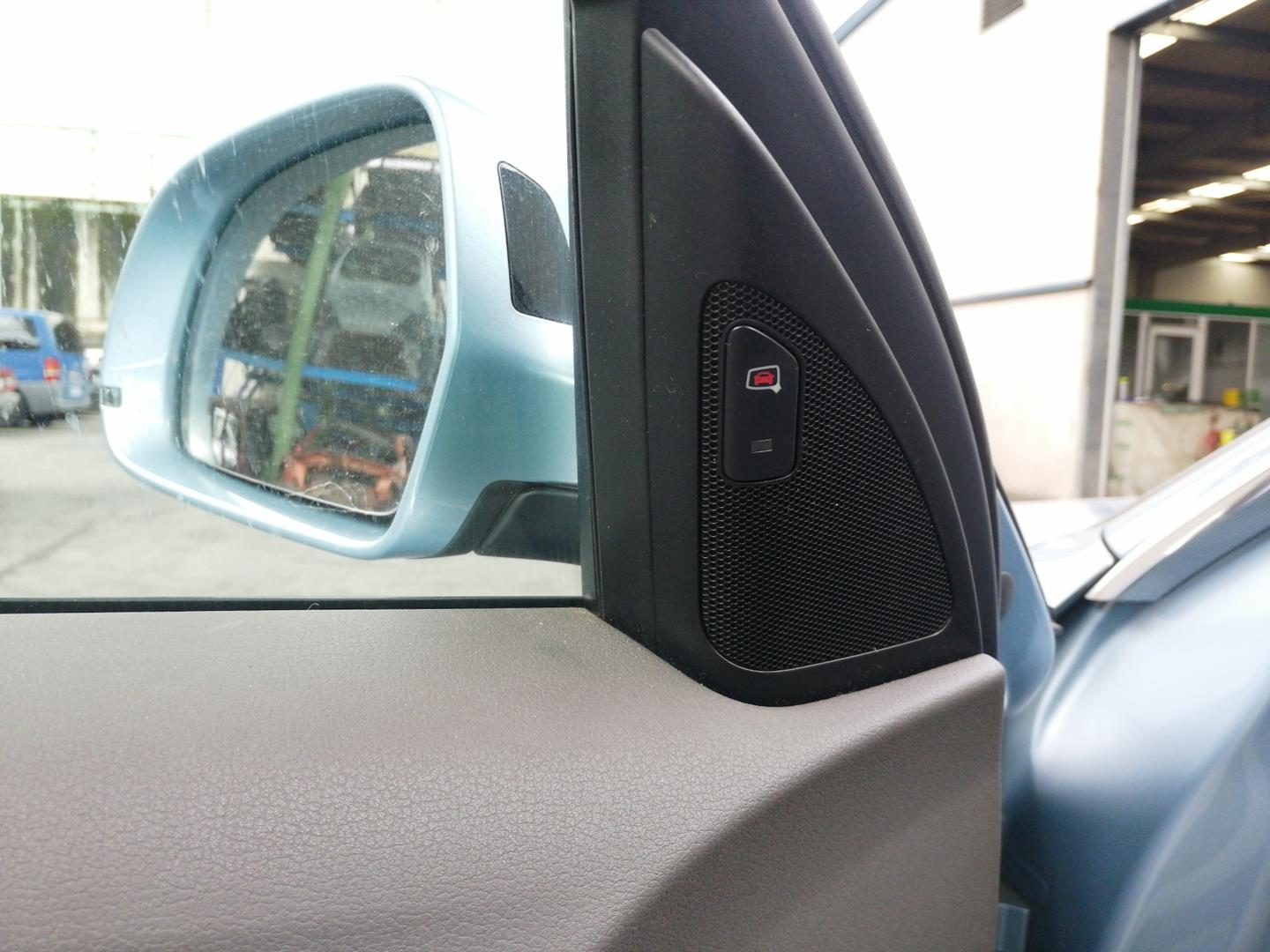 AUDI A4 B8/8K (2011-2016) Galinių dešinių durų langų pakėlimo mygtukas 8K0959855A 24170948