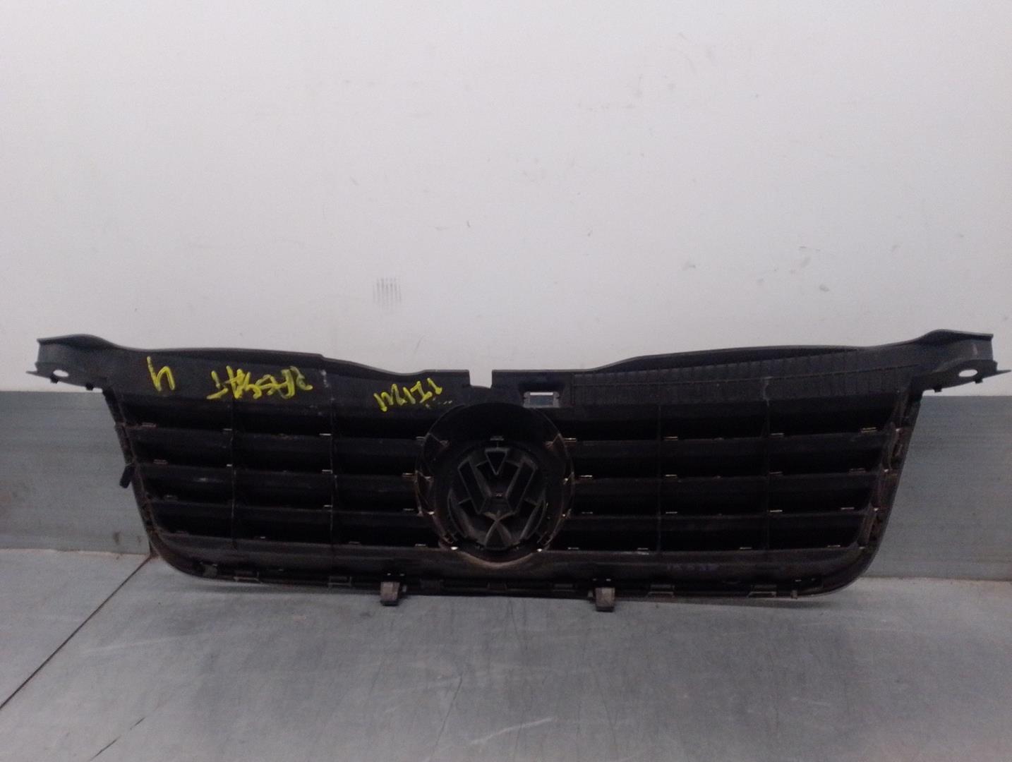 VOLKSWAGEN Passat B5 (1996-2005) Radiator Grille 3B0853651L 24213979