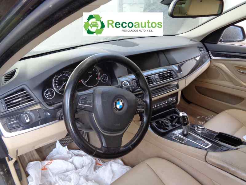BMW 5 Series F10/F11 (2009-2017) Ремень безопасности задний правый 72119163237, 33061254B, 4PUERTAS 19649458