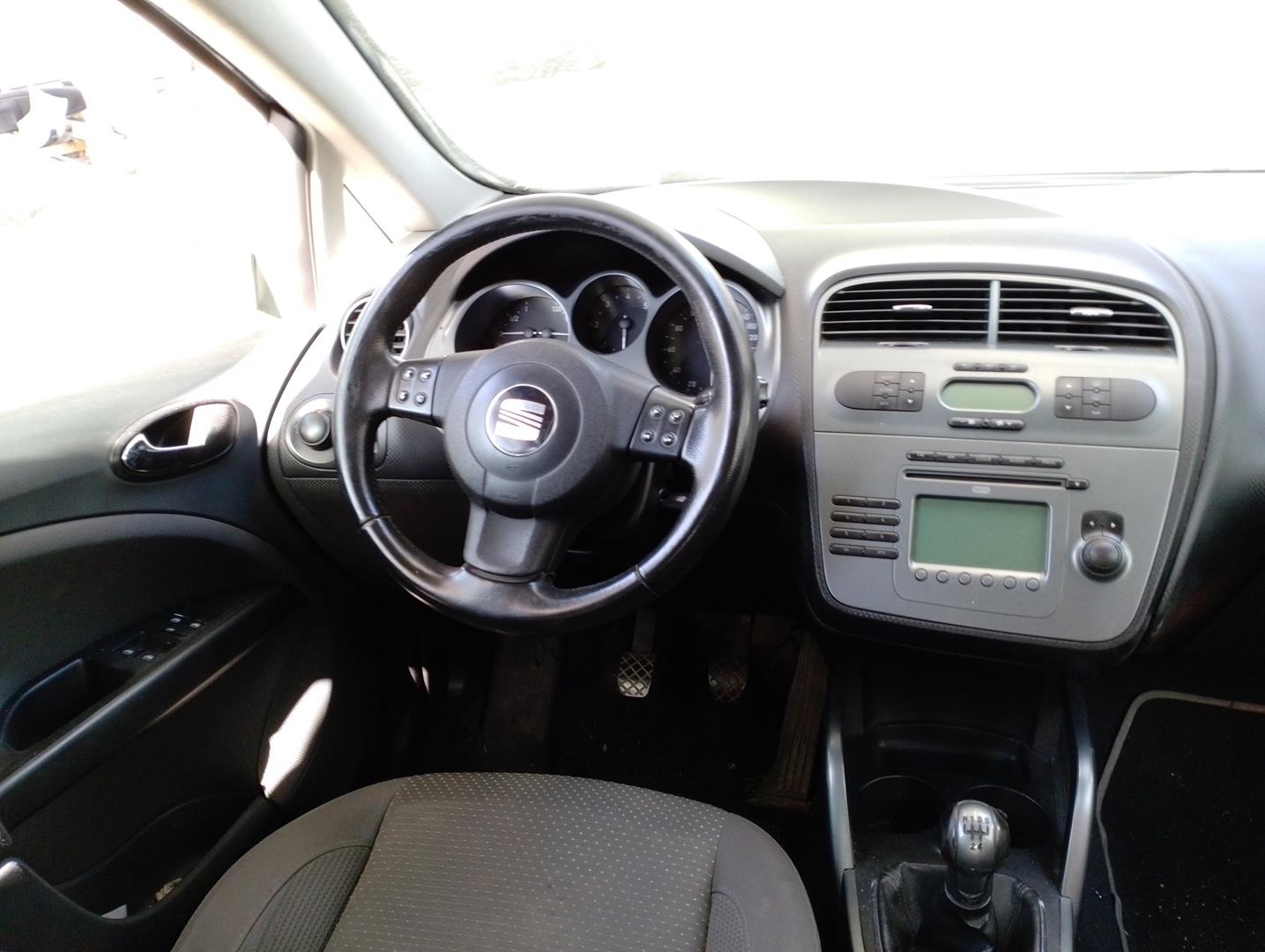 SEAT Toledo 3 generation (2004-2010) Galinės kairės durys 5P0833055A, AZUL, 5PUERTAS 20439545