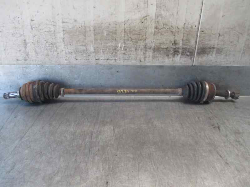 VOLKSWAGEN Corsa B (1993-2000) Front Right Driveshaft 19743612