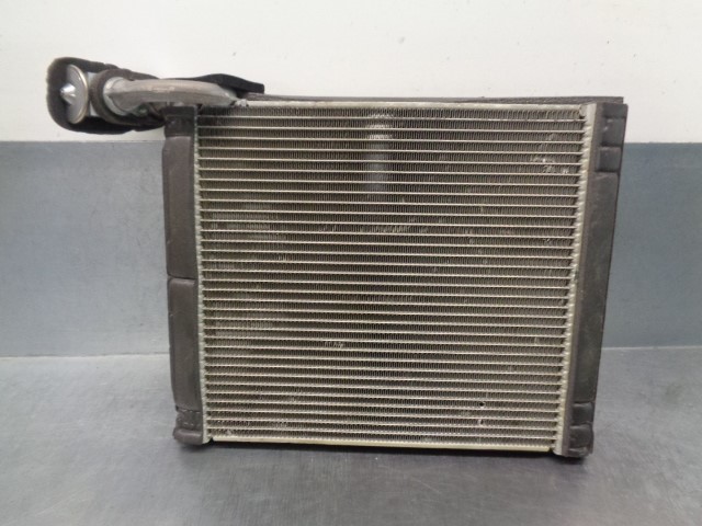 LEXUS CT 1 generation (2010-2024) Охлаждающий радиатор 8850175010 21710593