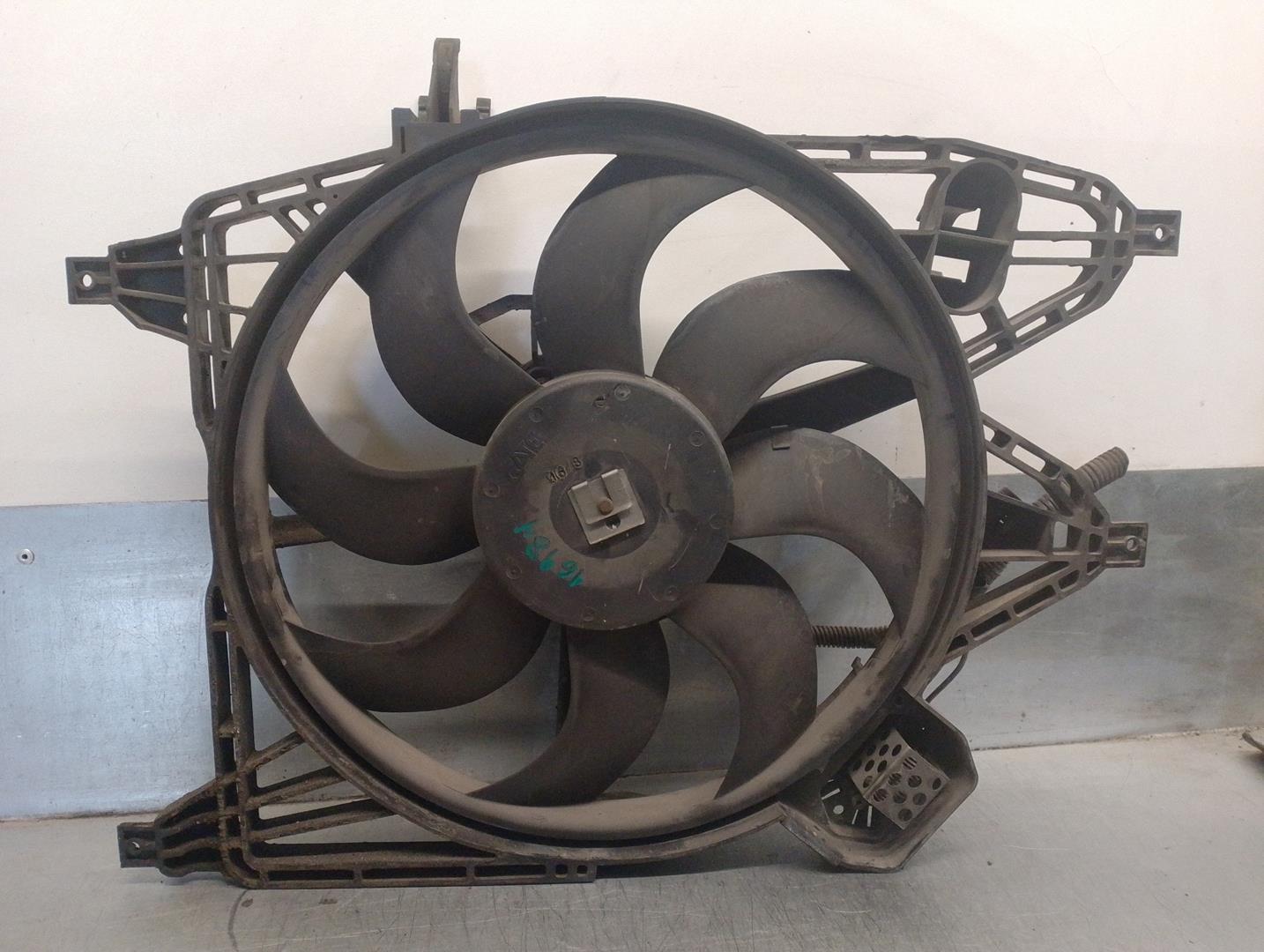 NISSAN Difuzorový ventilátor 8200394646,8200394646,GATE 19895894