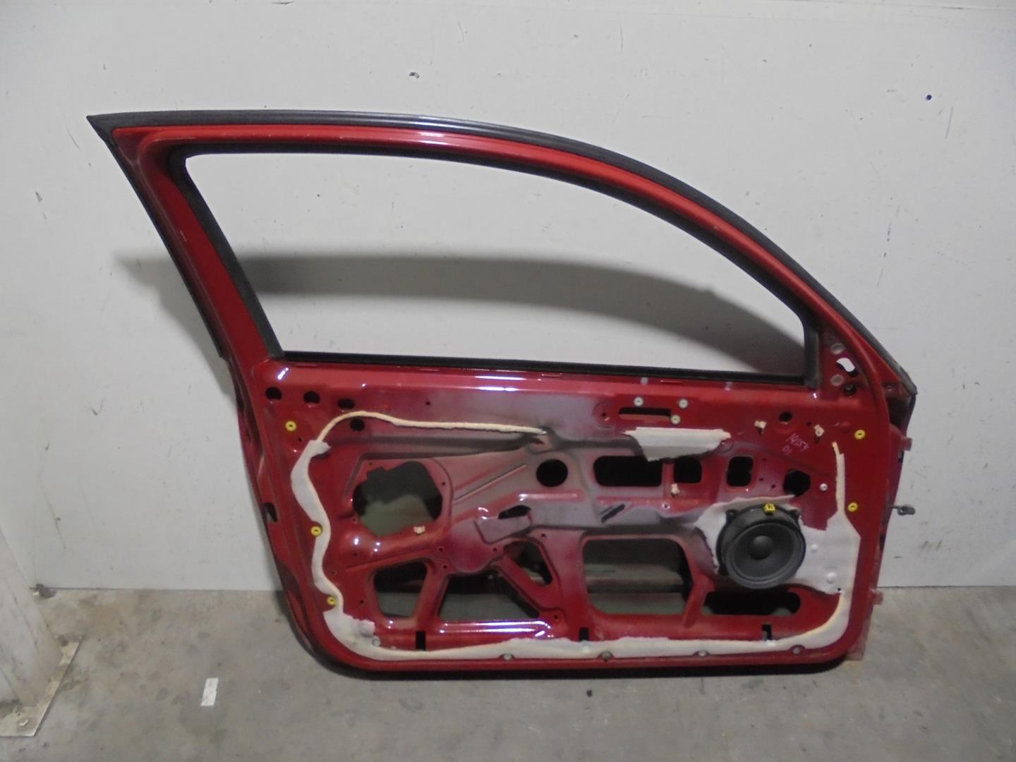 NISSAN 147 2 generation (2004-2010) Front Left Door 3PUERTAS, 3PUERTAS+ROJA 19771229