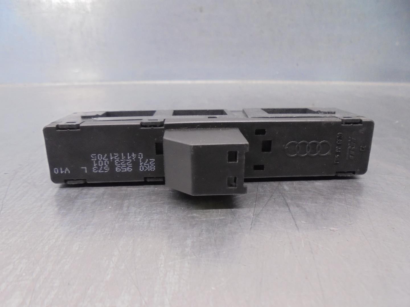 AUDI A4 B7/8E (2004-2008) Commutateurs 8K0959673L 24174128