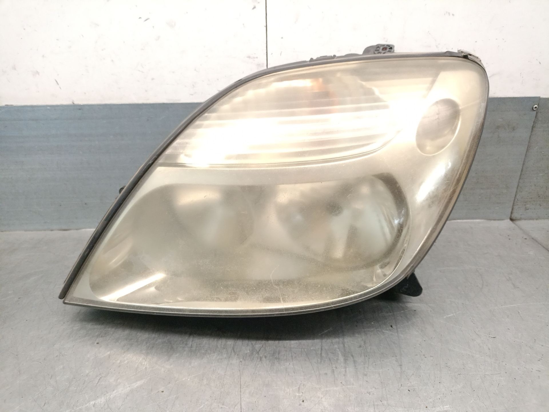 Faro izquierdo F9QQ7 7700432098 de Renault Scénic i monospace (ja0/1_, fa0_) 1999-2003 80 CV