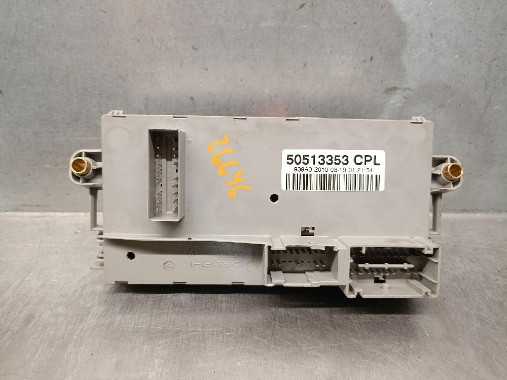 Scatola relè / fusibili 939A2000 50513353 de Alfa romeo 159 (939_) 2009-2011 150 CV con 238000 km - pieza usada