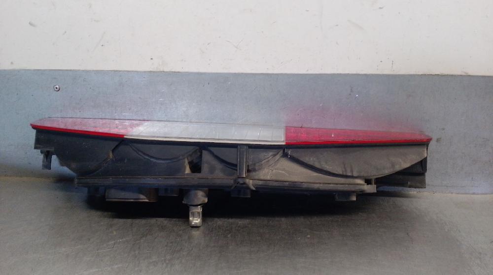 Scheinwerfer hinten rechts 223A7000 51735978 de Fiat Doblo furgoneta/monovolumen (223_) 2006-0 105 CV con 248000 km - pieza usada