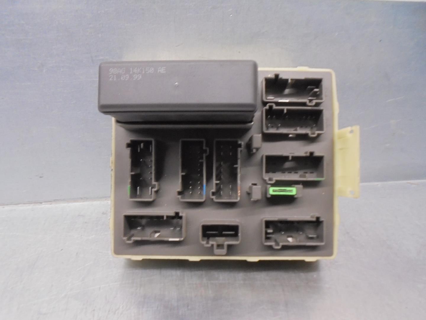 FORD Focus 1 generation (1998-2010) Fuse Box 98AG14A073CG 24191268