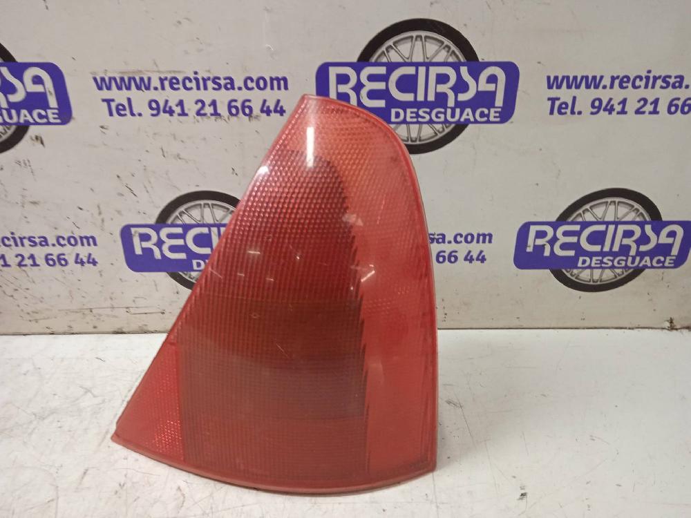 Piloto trasero derecho D7F720 7700410516 de Renault Clio ii fase i (b/cbo) 1998-2001 58 CV