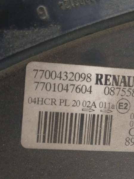 Faro izquierdo K4M700 7700432098 de Renault Megane i scenic (ja0) 1996-1999 107 CV - pieza usada