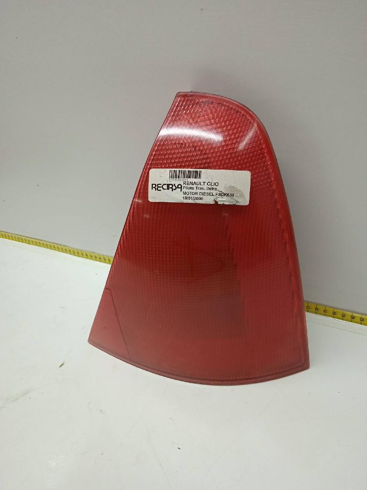 Piloto trasero derecho 7700410516 de Renault Clio ii fase i (b/cbo) 1998-2001 64 CV con 177078 km - pieza usada
