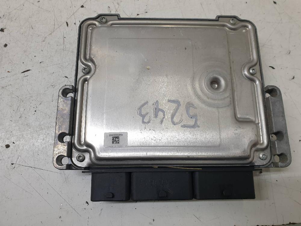 Centralita motor uce K9K628 0281032811 de Renault Clio iv 2012-2020 75 CV - pieza usada