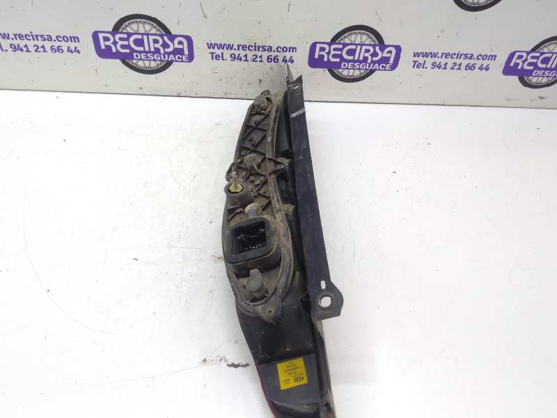 Scheinwerfer hinten rechts 223 A7.000,223 B1.000 51735978 de Fiat Doblo furgoneta/monovolumen (223_) 2006-0 105 CV - pieza usada