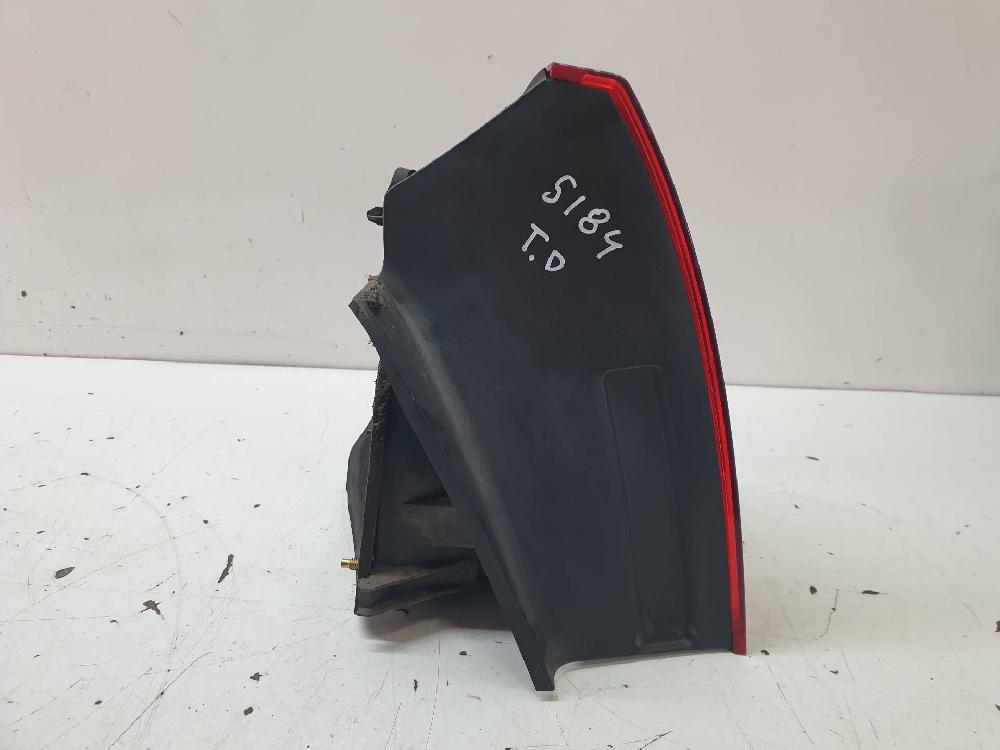 Scheinwerfer hinten rechts 9HZ 89034070 de Citroen C5 berlina 2004-2008 109 CV con 254286 km - pieza usada
