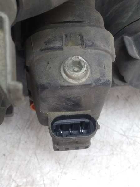 Faro izquierdo K4M700 7700432098 de Renault Megane i scenic (ja0) 1996-1999 107 CV - pieza usada