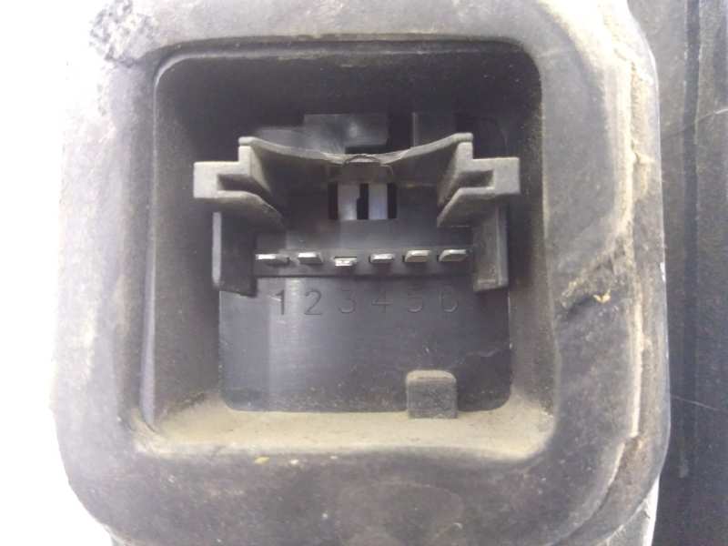 Scheinwerfer hinten rechts 223 A7.000,223 B1.000 51735978 de Fiat Doblo furgoneta/monovolumen (223_) 2006-0 105 CV - pieza usada