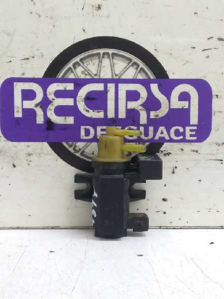 Válvula de aire adicional A13DTE 55566898 de Opel Astra j sports tourer (p10) 2010-2015 95 CV con 94720 km