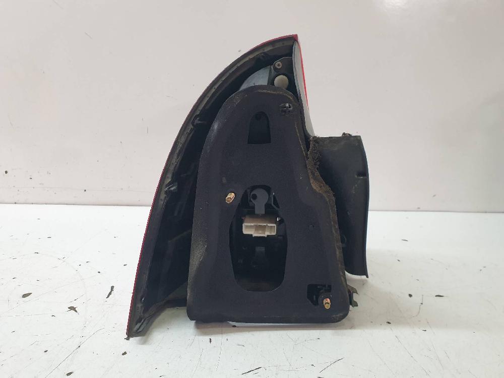 Scheinwerfer hinten rechts 9HZ 89034070 de Citroen C5 berlina 2004-2008 109 CV con 254286 km - pieza usada