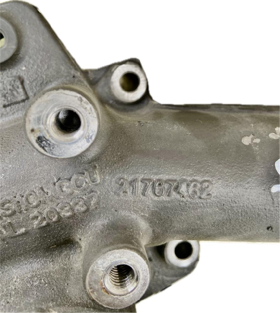 Tube de refroidissement 21767462 de Renault T-series 0-0 - pieza usada
