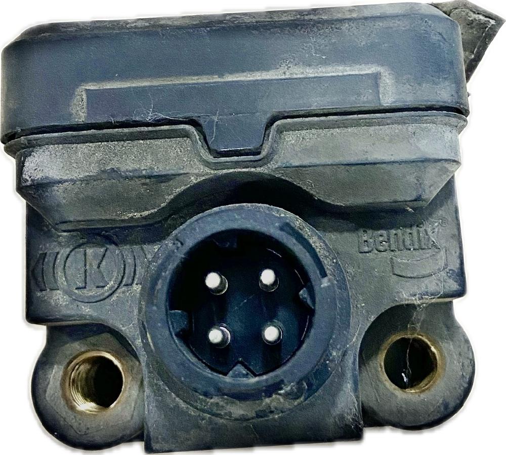 Abs sensor 21167238 de Renault T-series 0-0 - pieza usada