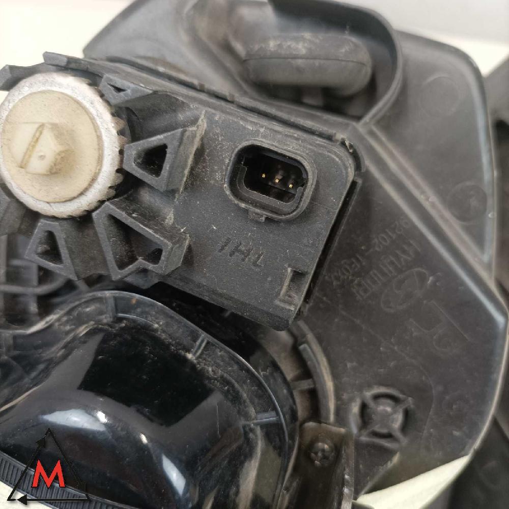 Faro derecho G4EE 010190999000 de Hyundai Accent iii sedán (mc) 2005-2010 1399 CV/ 71 KW CV - pieza usada