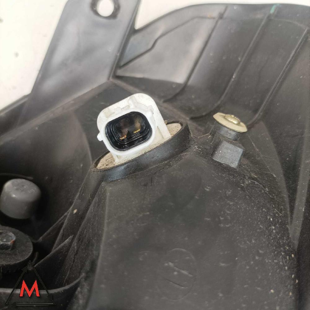 Faro derecho G4EE 010190999000 de Hyundai Accent iii sedán (mc) 2005-2010 1399 CV/ 71 KW CV - pieza usada