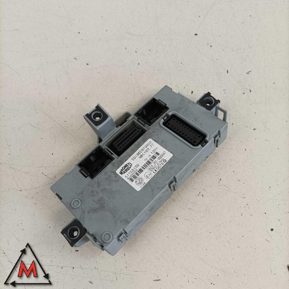 Centralita 192A1000 51755130 de Fiat Stilo (192_) 2002-2006 115 CV - pieza usada