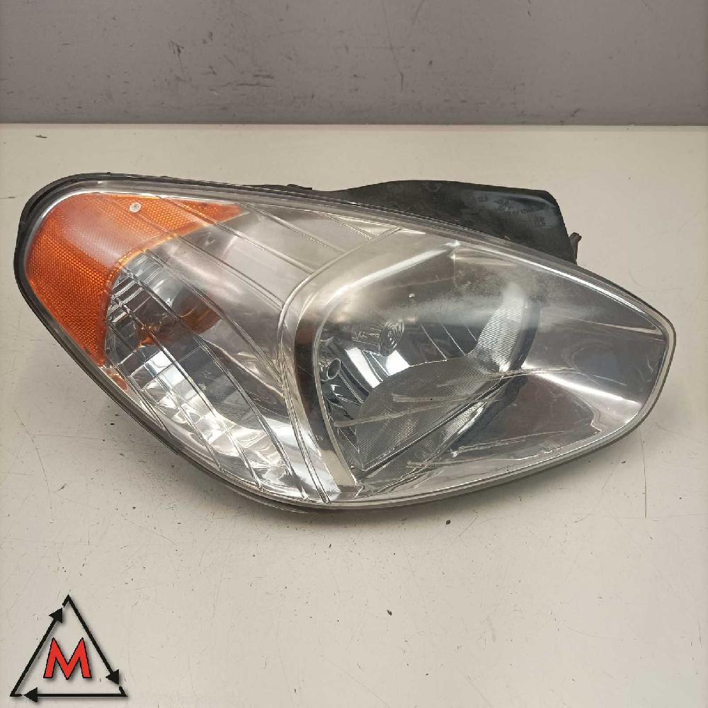 Faro derecho G4EE 010190999000 de Hyundai Accent iii sedán (mc) 2005-2010 1399 CV/ 71 KW CV