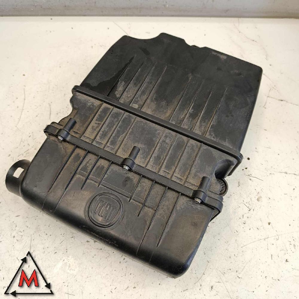 Caja filtro de aire 199A4000 51773400 de Fiat Punto 199 evo 2009-2012 1248 55 CV