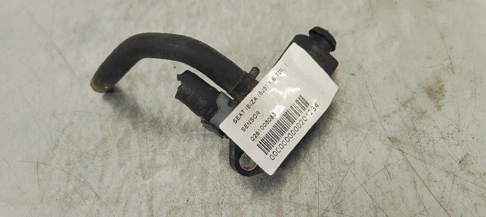 Sensor CAYC 0281006083 de Seat Ibiza iv (6j5, 6p1) 2008-2010 105 CV - pieza usada