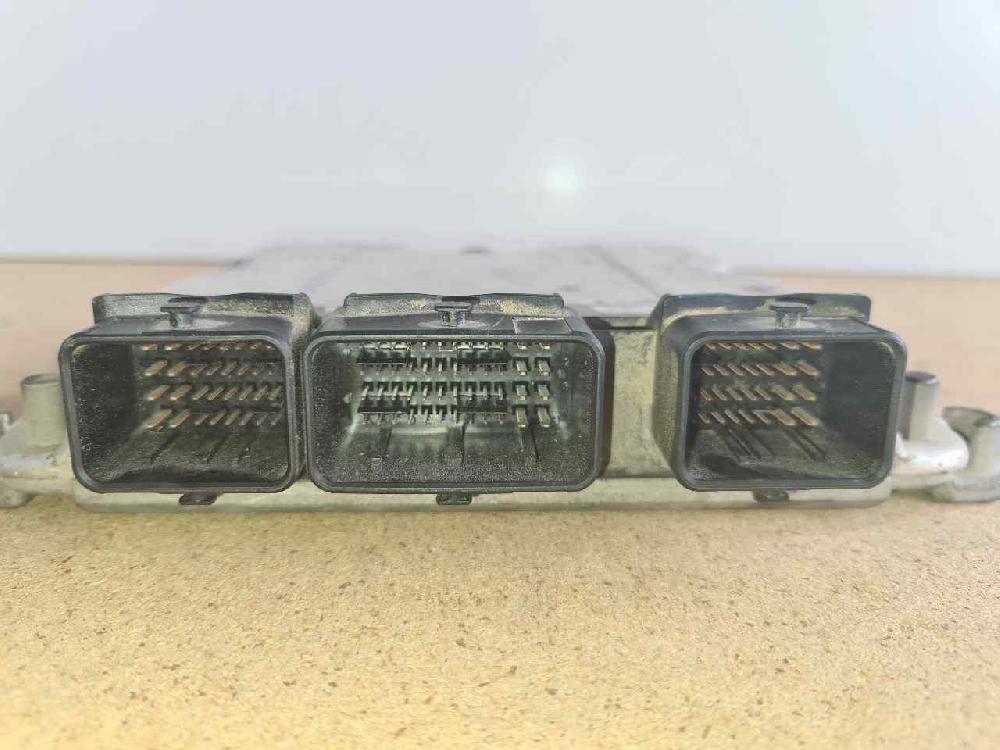 Centralina do motor 0281011521 de Citroen Xsara picasso (n68) 1999-2011 90 CV - pieza usada