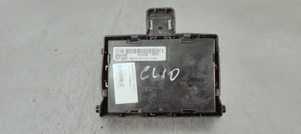 Modulo elettronico K9K766 8200652285 de Renault Clio iii grandtour (kr0/1_) 2008-2016 85 CV - pieza usada