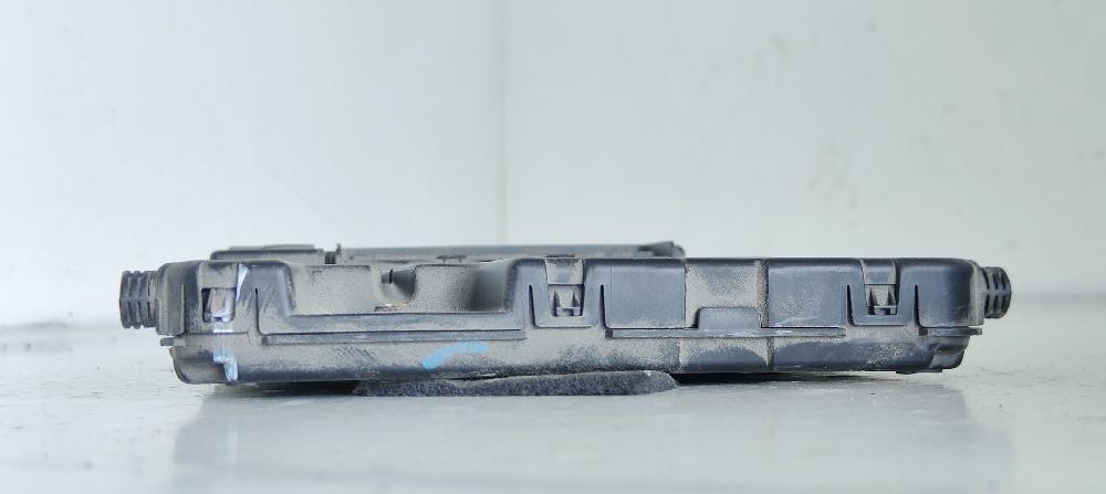 Caja de relés / fusibles 8200309693 de Renault Scénic ii (jm0/1_) 2003-2006 120 CV - pieza usada