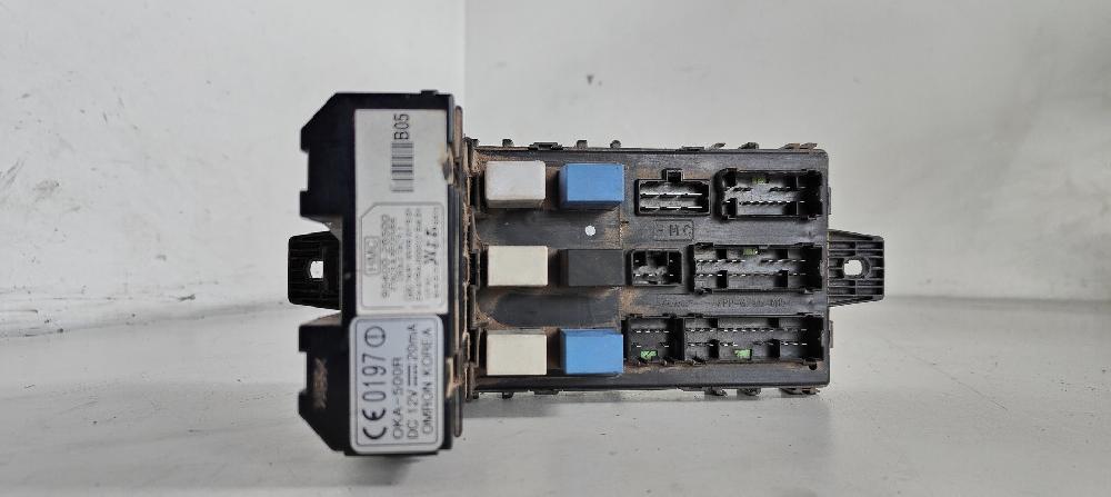 Caja de relés / fusibles 9540026500 de Hyundai Santa fé i (sm) 2001-2006 113 CV