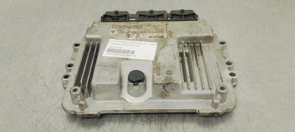 Centralita motor uce 8HXDV4TD 0281012524 de Citroen C3 picasso (sh_) 2010-2010 68 CV - pieza usada