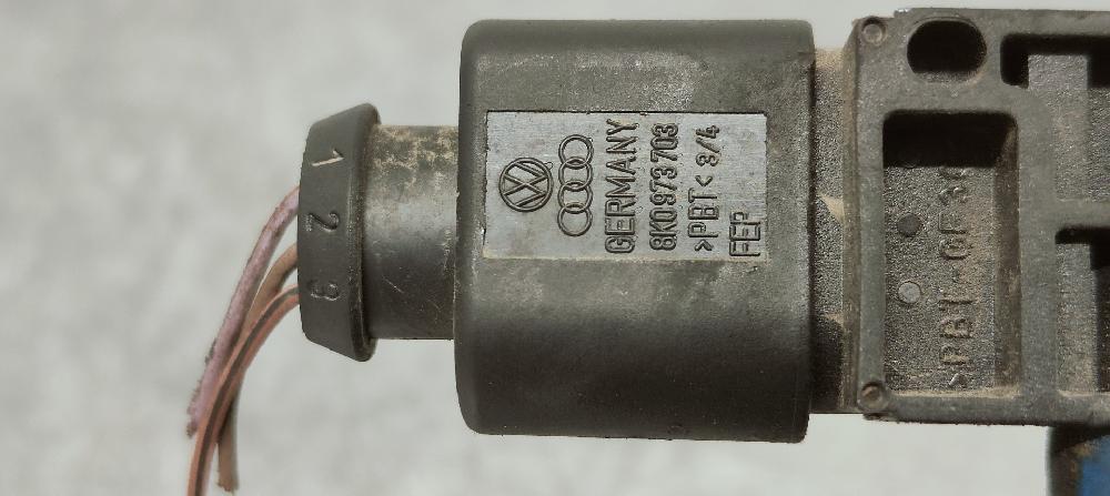 Sensor presión CJCA 0281006083 de Audi A4 b8 (8k2) 2007-2012 143 CV - pieza usada