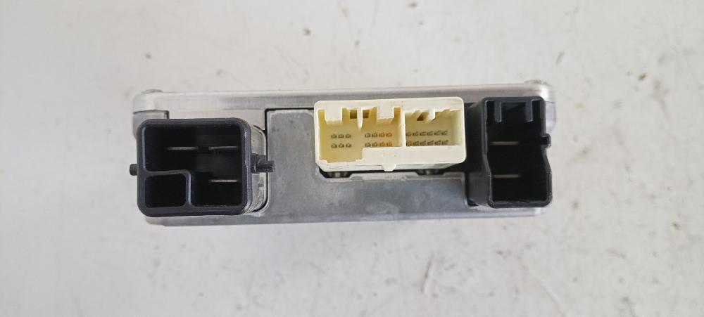 Módulo electronico 2ADFTV 8965042040 de Toyota Rav 4 (a3) 2005-2013 136 CV - pieza usada