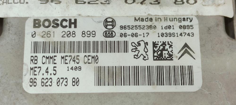 Centralita motor uce NFU 0261208899 de Citroen C4 i (lc_) 2004-2011 109 CV - pieza usada