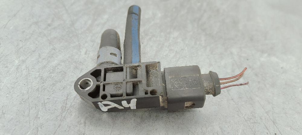 Sensor presión CJCA 0281006083 de Audi A4 b8 (8k2) 2007-2012 143 CV - pieza usada