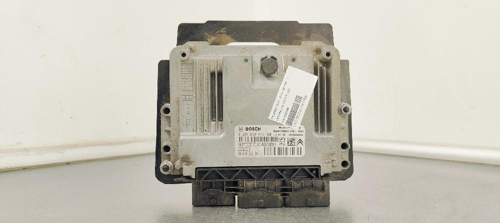 Centralita motor uce 9HP 0281030546 de Peugeot 208 2012-2019 92 CV
